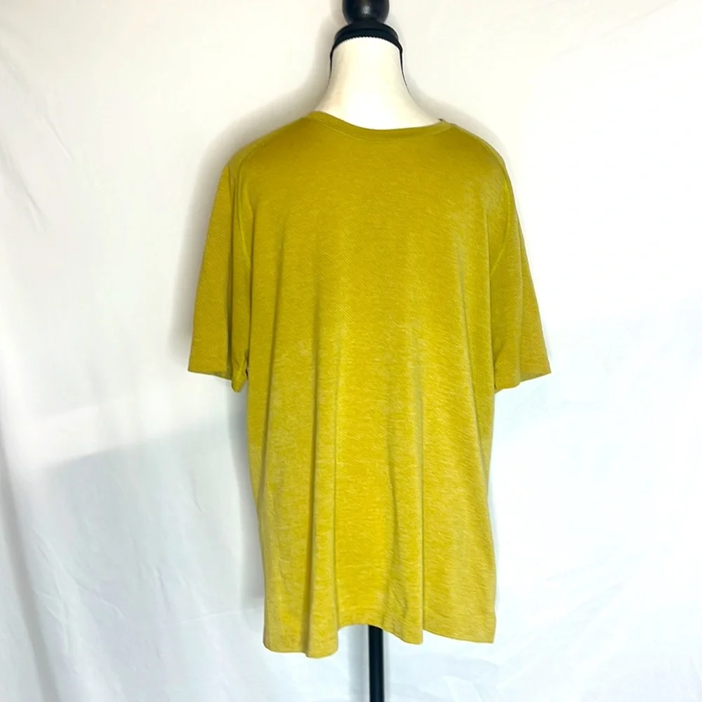 Lululemon Live in Practice Short Sleeve Crewneck I’m yellow green